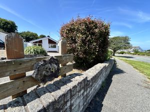 Photo 22- click for photo gallery